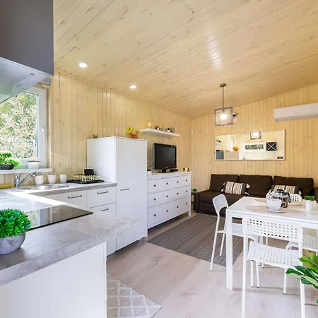 Cute Apartment *